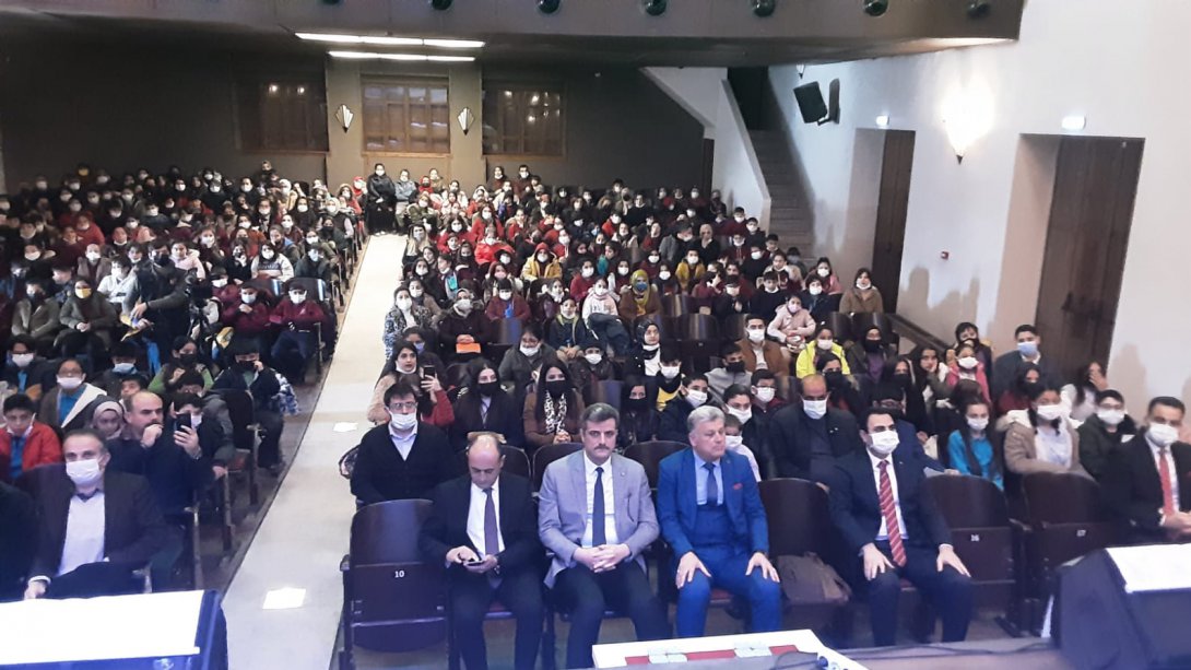 Anadolu Mektebi Hatay Ortaokul İl Paneli Hatay Meclis Kültür Merkezi'nde gerçekleştirildi.