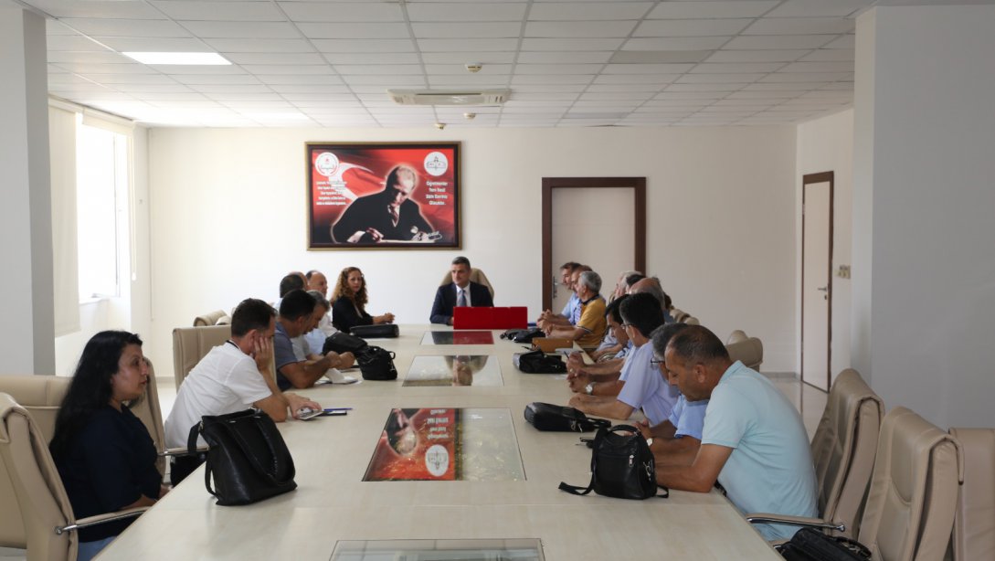 İl Milli Eğitim Müdürümüz Sayın Mesut ÇERKO Başkanlığında, Eğitim Müfettişleri ile Yıl Sonu Değerlendirme Toplantısı Yapıldı.